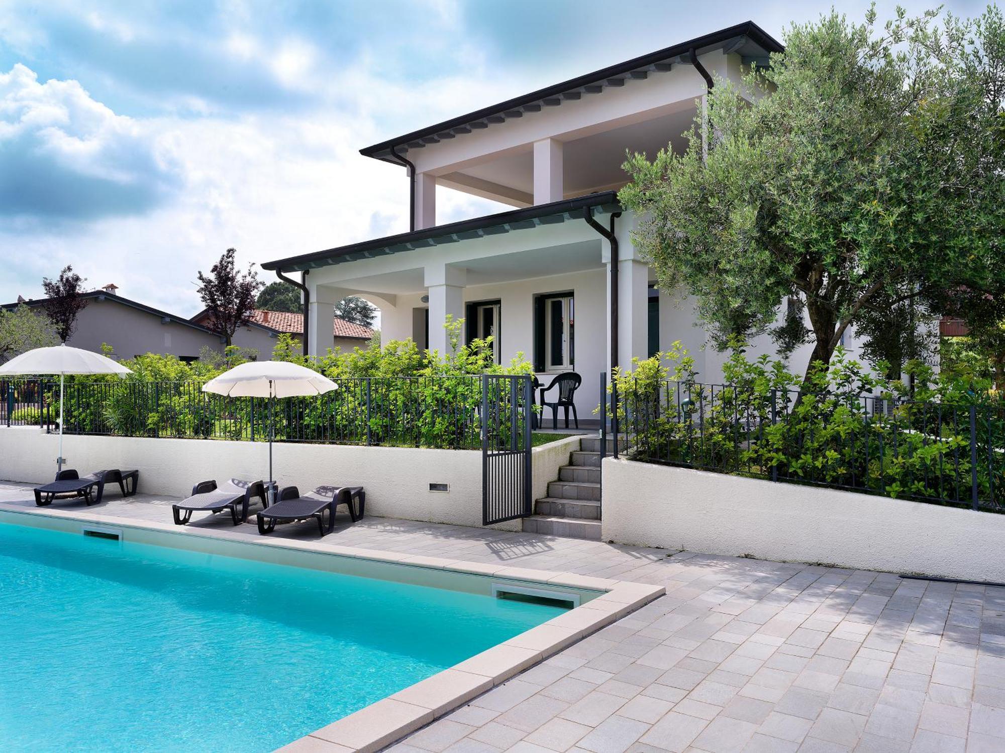 Residence Fiore Rosso Sirmione Dış mekan fotoğraf